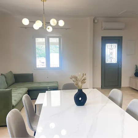 Nonna's Hill House * Kassiopi